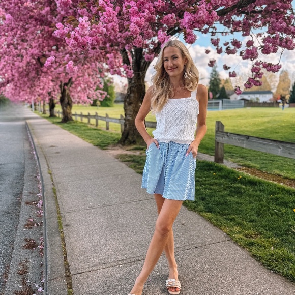 Striped shorts - Picture 1 of 3